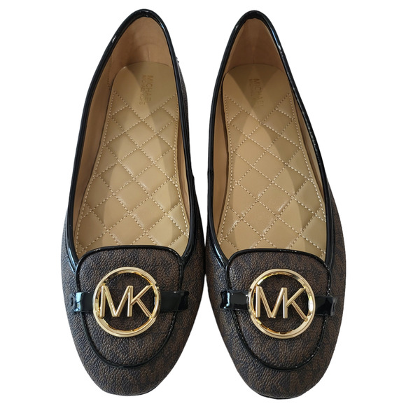 MICHAEL Michael Kors Shoes - MICHAEL KORS Lillie Logo Brown Tan Moccasin Goldtone Emblem NWOT size 10 312